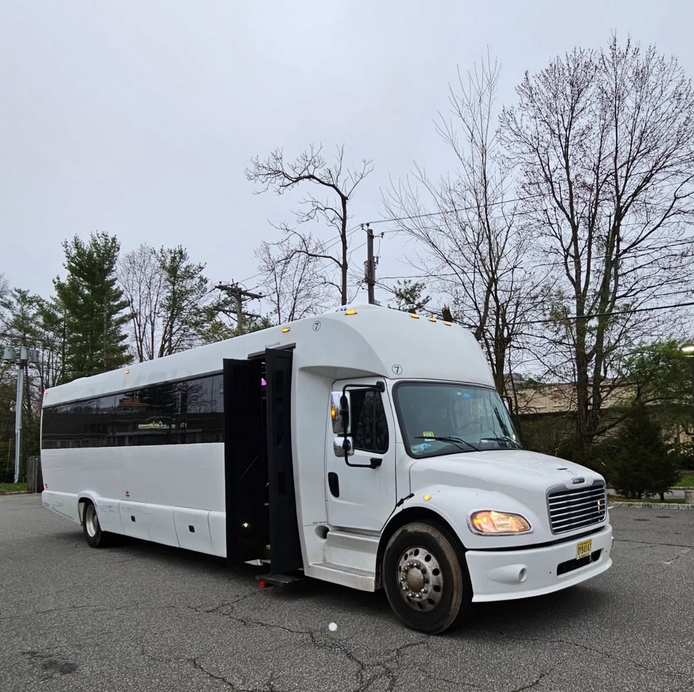 Convenient Wedding Shuttle Party Bus from Jersey City, NJ to Morristown, NJ
